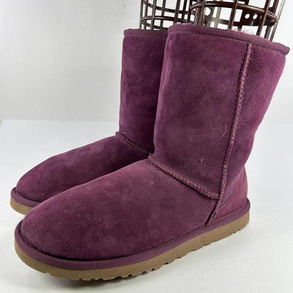 UGG Shoes - UGG Australia Women's Sheepskin Short Boot US 9 Purple Winter Boots 5825